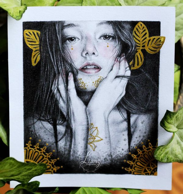 Enamórate de tí,de tu luz y de tu obscuridad, así como… – Werk von Lianzhi Artist